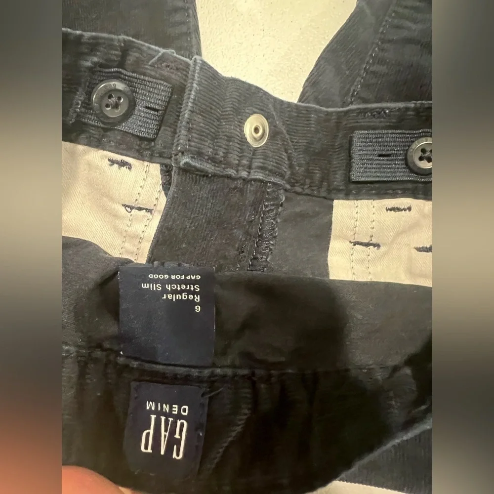 Gap boys' corduroy pants, 5 pockets with adjustable elastic Sz 6